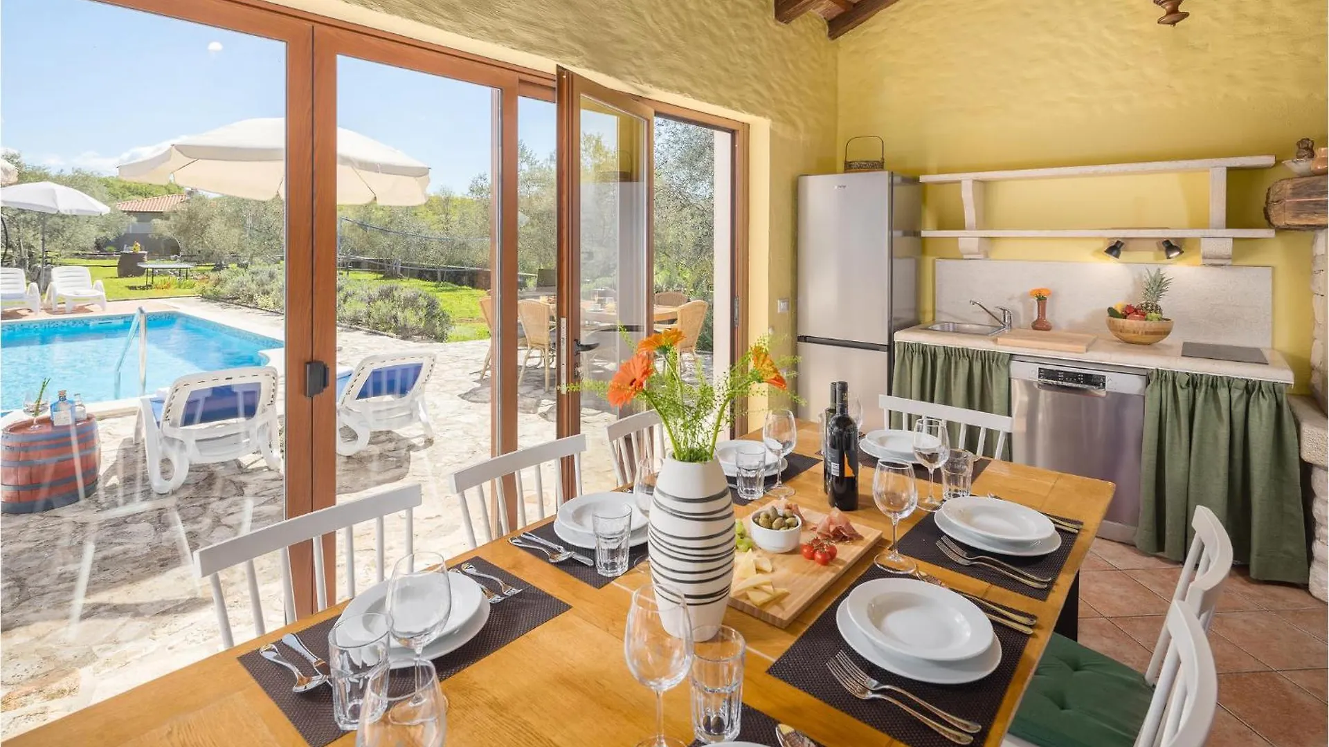 4 Bedroom Nice Home In Buje Holiday home