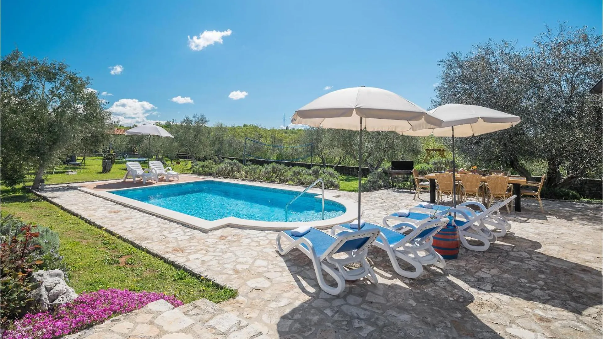 Holiday home 4 Bedroom Nice Home In Buje